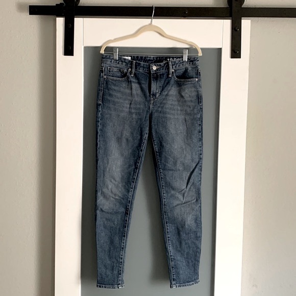 Gap 1969 High Rise Medium Wash Skinny Jeans - Picture 3 of 9